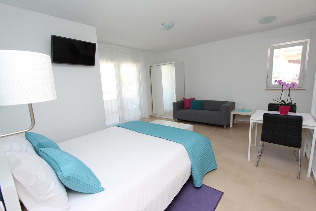 Studio Emanuel Rovinj Bagian luar foto